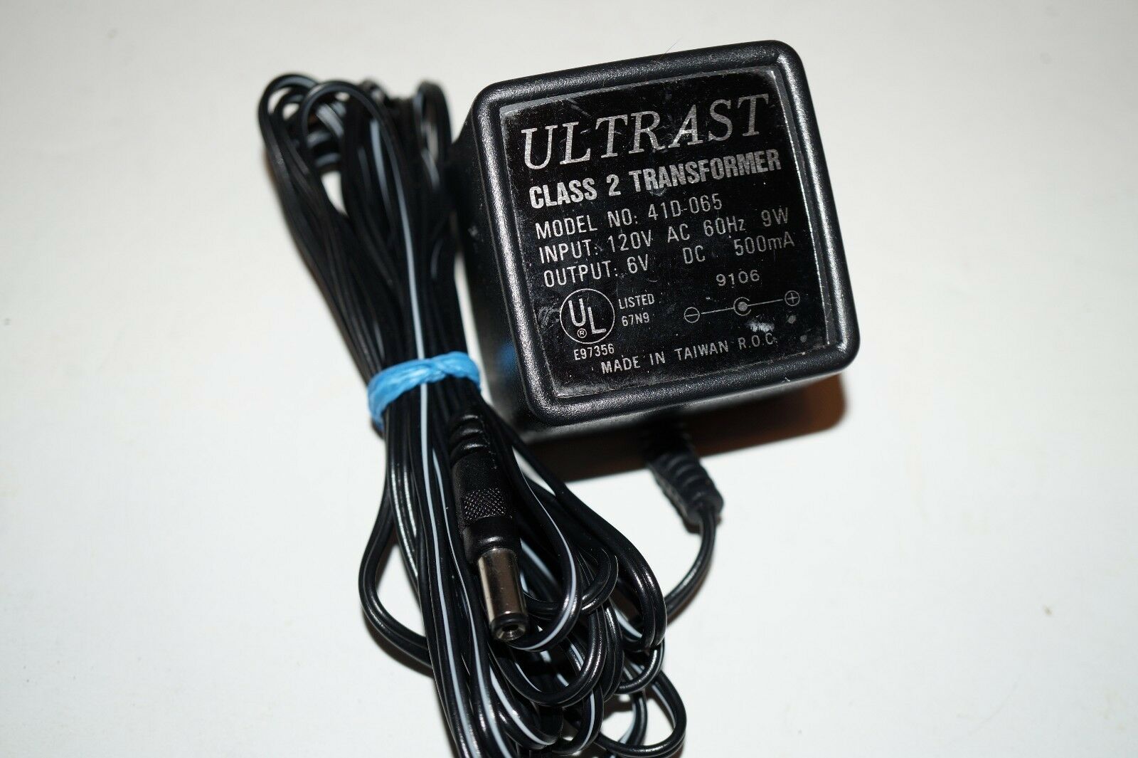 *Brand NEW* 6V 500mA Ultrast 41D-065 AC Adapter Power Supply